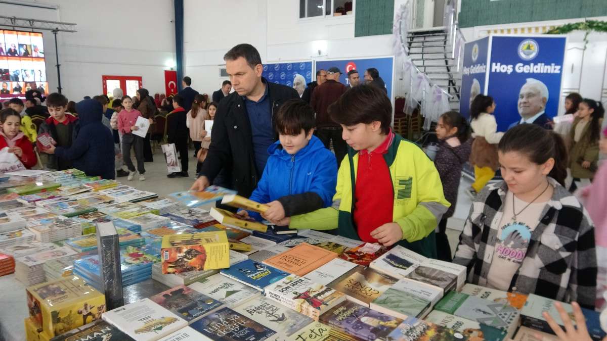 Mersin Erdemli'de kitap ve edebiyat günleri başladı